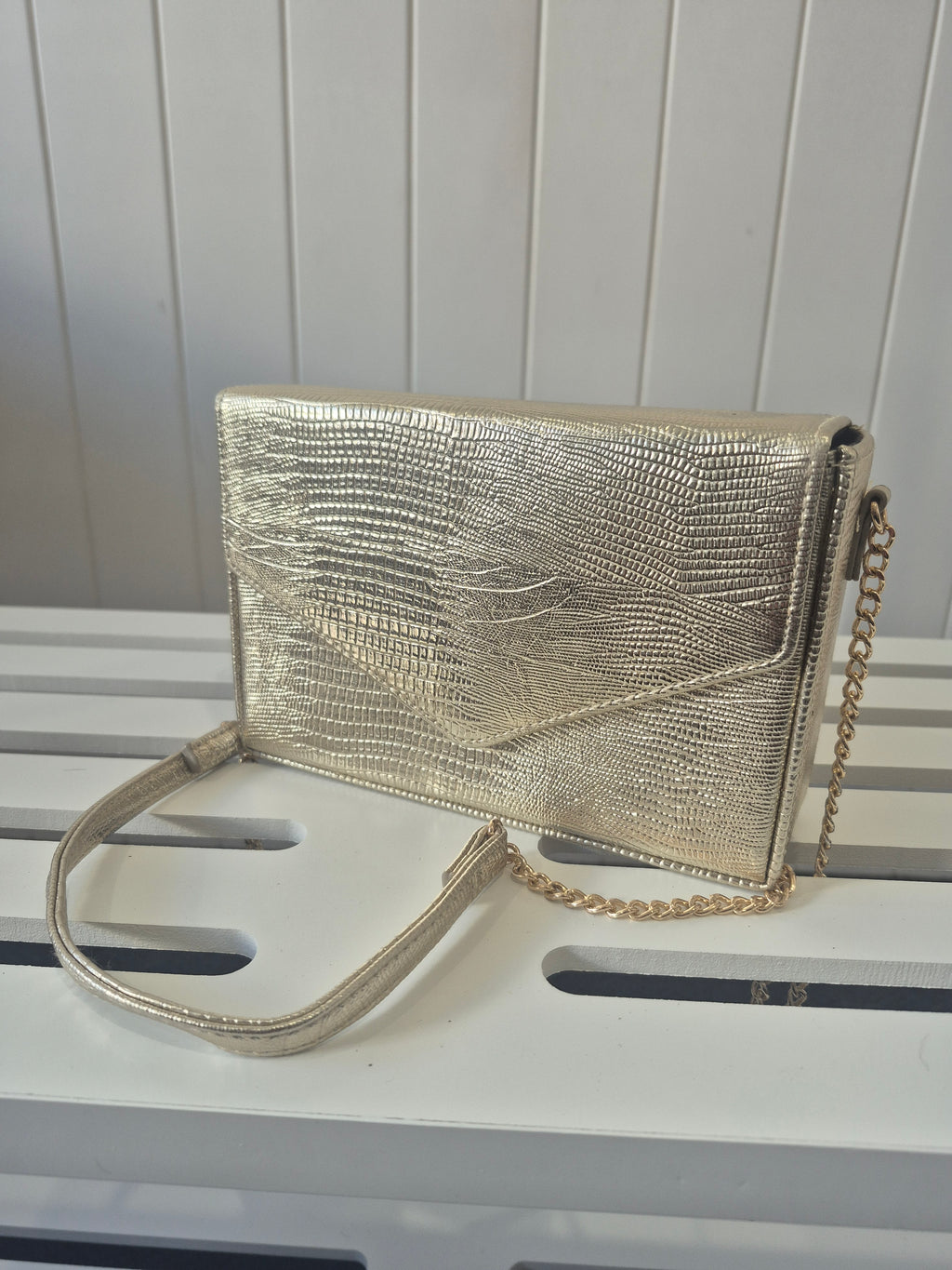 LAT06 - Gold Metallic Textured Crossbody Bag
