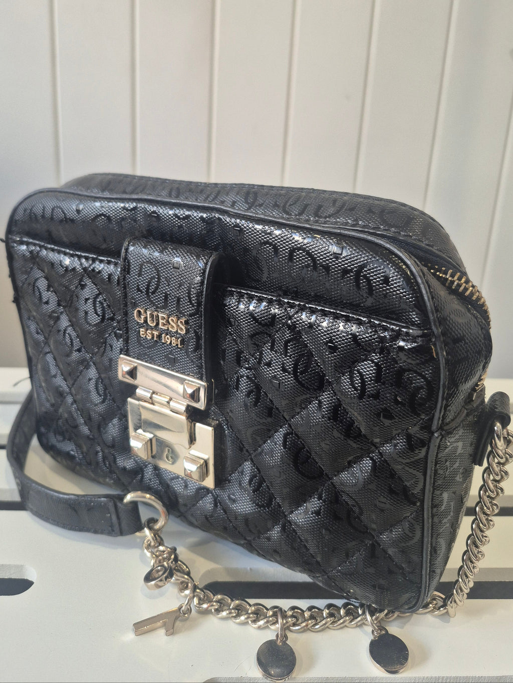 LAT01 - GUESS Crossbody Bag Black