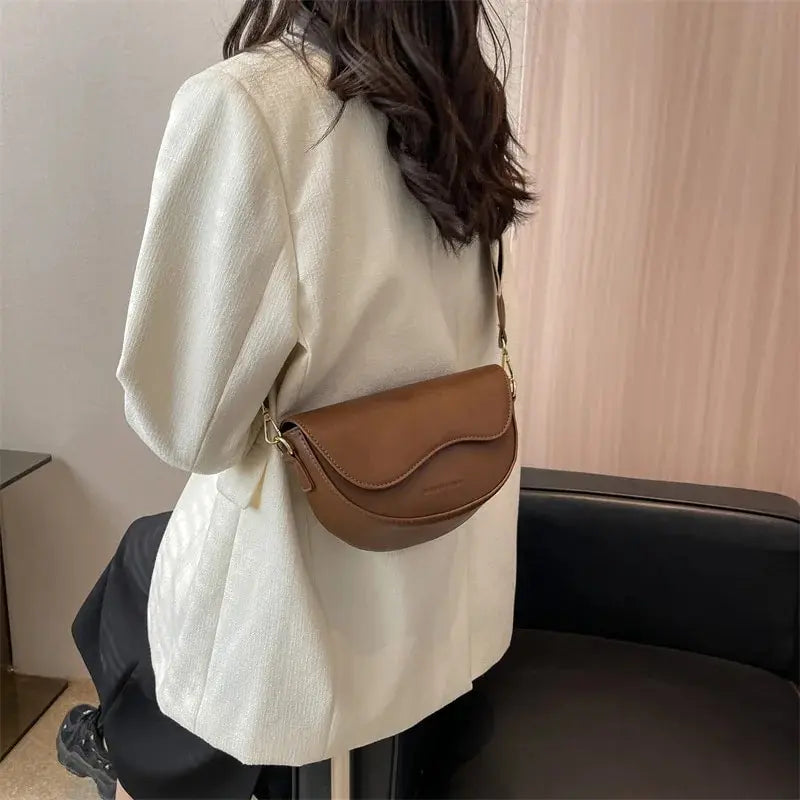 Vintage Saddle Crossbody Bag